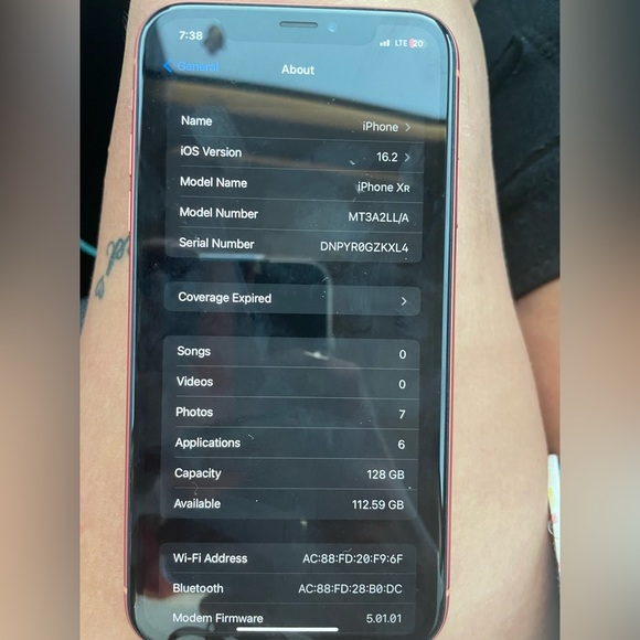 iPhone XR Unlocked . Currently in Verizon. 128 gb includes charger . - Picture 2 of 3